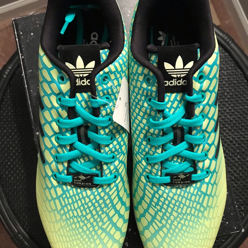 Adidas ZX FLUX , absolutely perfect brand new!